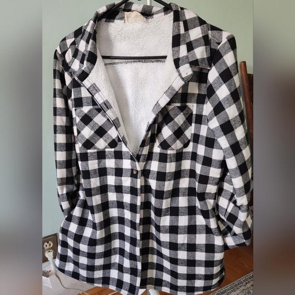 Heavy black and white checkered Flannel jacket size L with fluffy lining - Picture 1 of 3